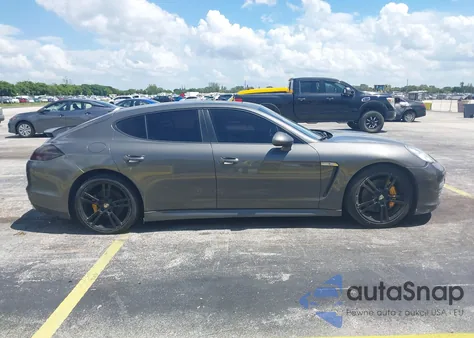 2013 Porsche Panamera 4 z USA, uszkodzony, nr VIN WP0AA2A71DL010212